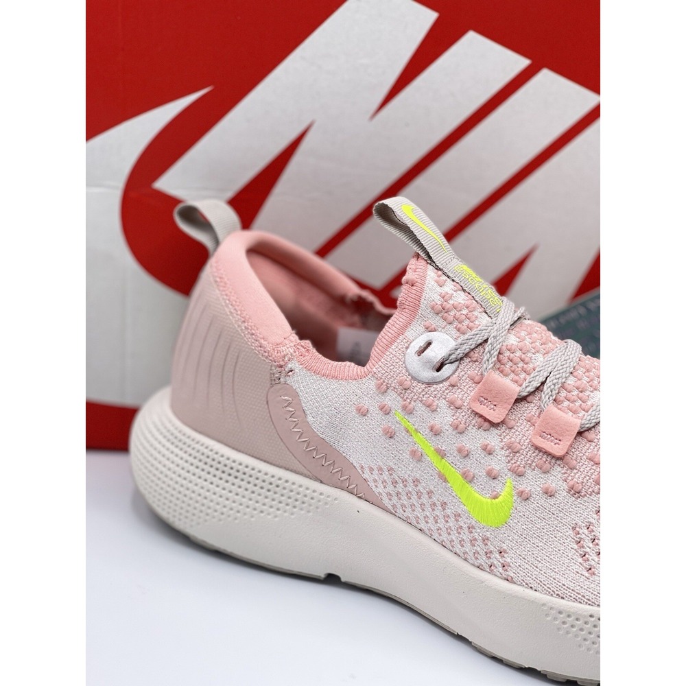 Nike Escape Run Flyknit Shoes White/Silver Women's Size 9.5 DC4269‑101 NWOB - Picture 2 of 10